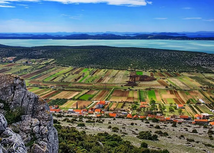 Auto Kamp Cuka Tatil parkı *